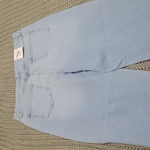I.N.C Core Denim Straight Highrise - Picture 3 of 6